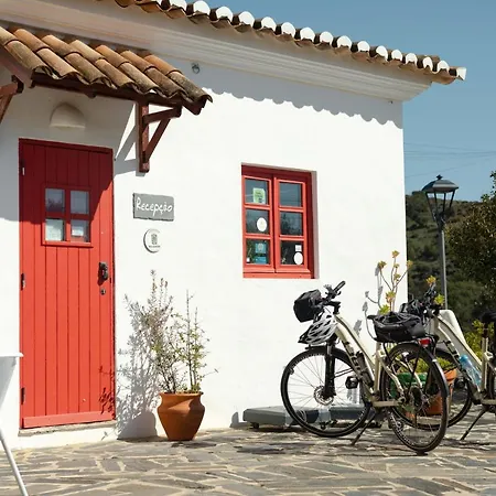 Gospodarstwo wiejskie Aldeia Da Pedralva - Slow Village *